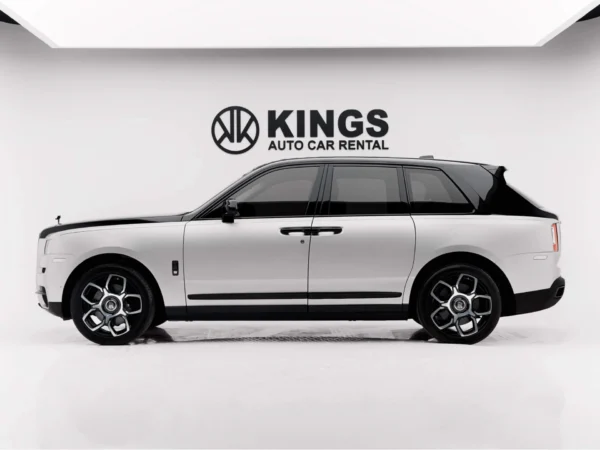 Rolls-Royce Cullinan Black Badge